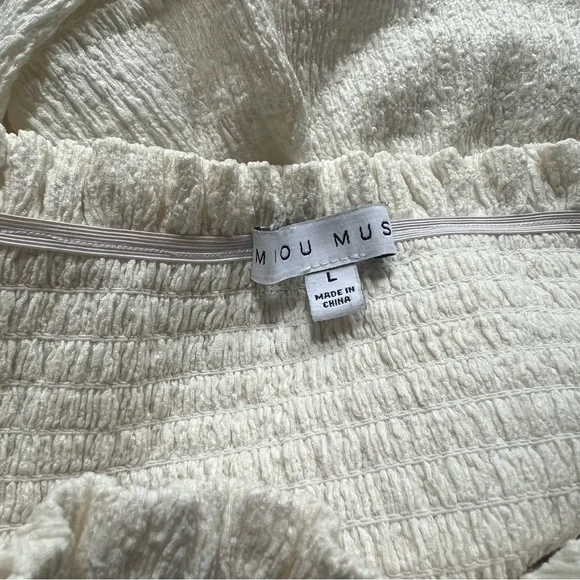 VICI cream tiered ruffled mini skirt/skort - Picture 5 of 6